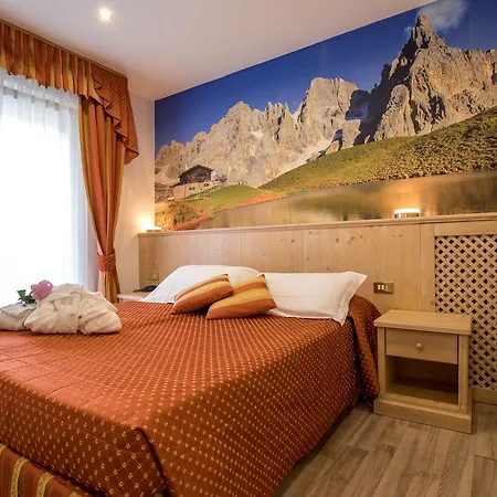 Touring Hotel