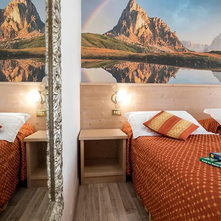Touring Hotel 3*
