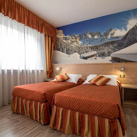 Touring Hotel